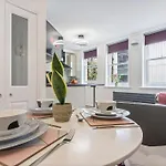 1 Bedroom Flat Near Oxford Street - Central London Long Stays